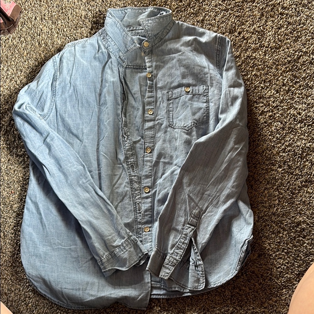 Casual Denim Button-Up Shirt